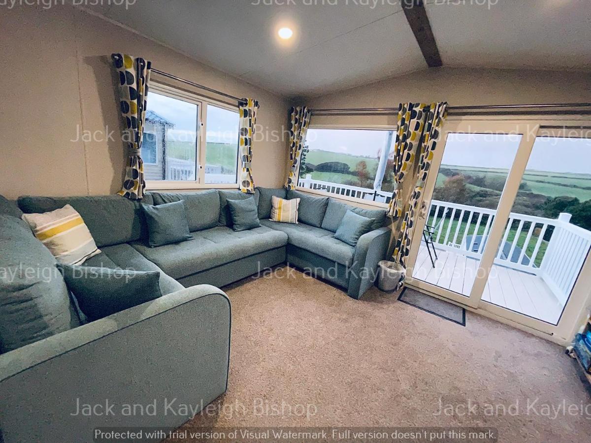 3-Bedroom Holiday Home With Valley Views New Quay Buitenkant foto